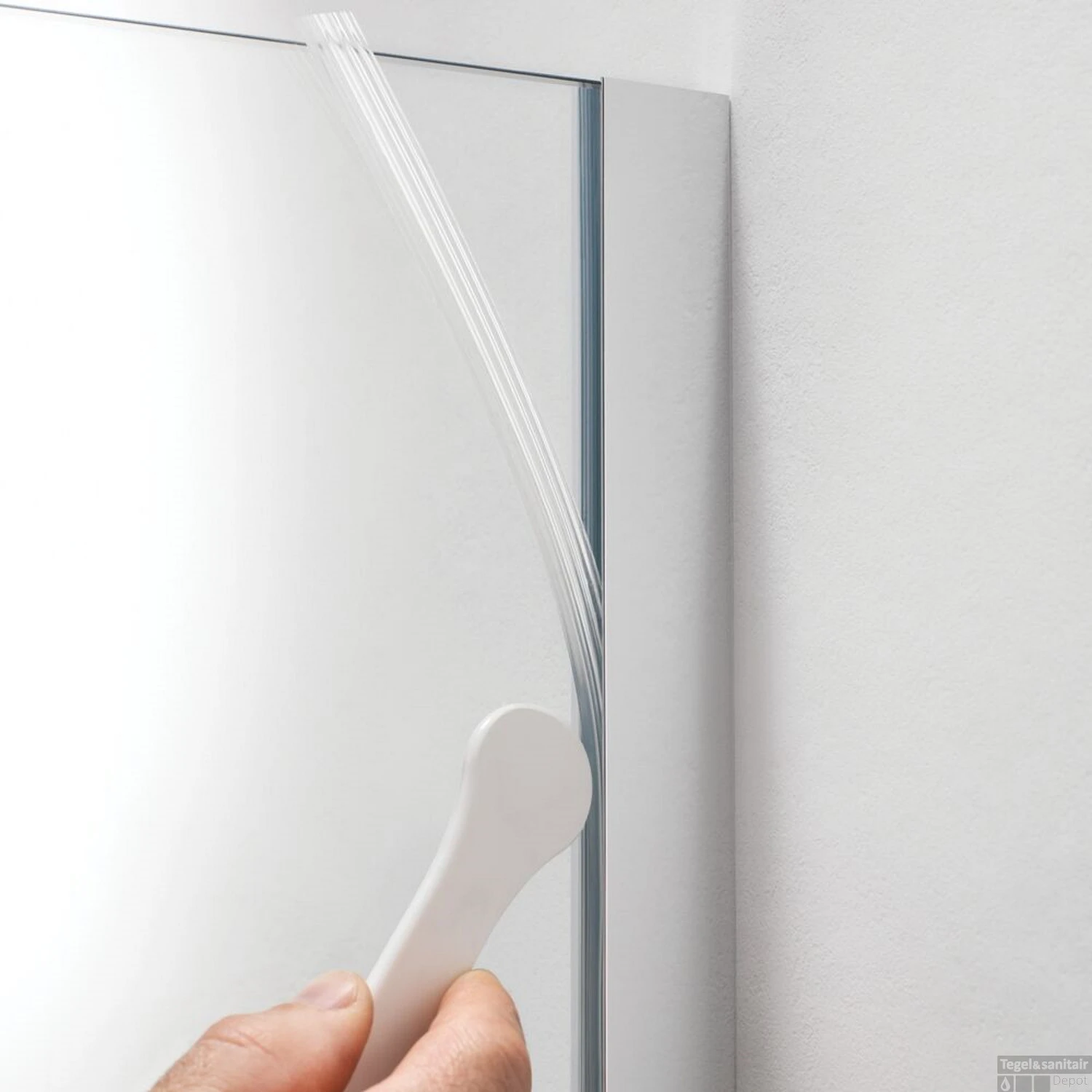 Badwand Sealskin Custom 100x140 Cm Rechts Zilver Hoogglans Helder Glas 4 Badwand Sealskin Custom 100x140 Cm Rechts Zilver Hoogglans Helder Glas - Afbeelding 2