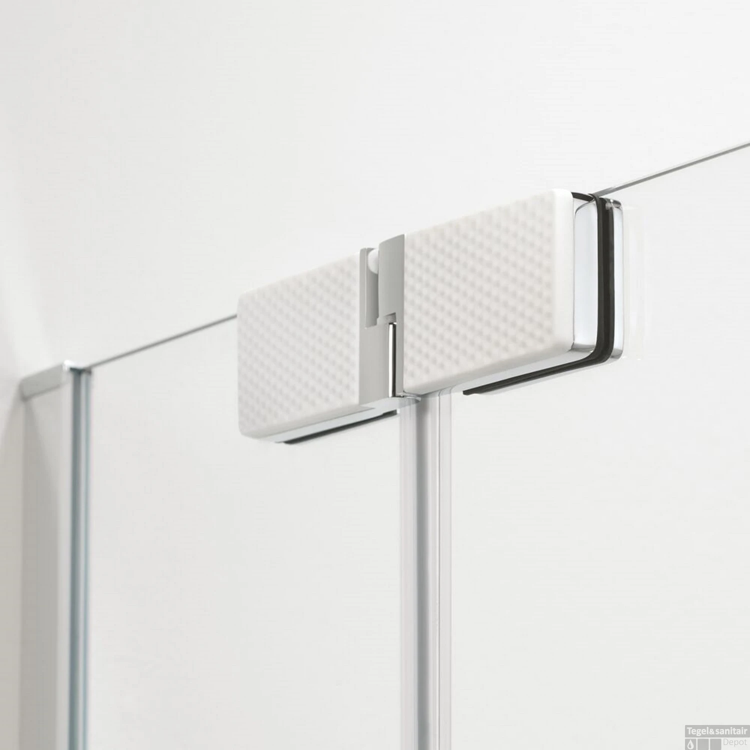 Badwand Sealskin Custom 100x140 Cm Rechts Zilver Hoogglans Helder Glas 7 Badwand Sealskin Custom 100x140 Cm Rechts Zilver Hoogglans Helder Glas - Afbeelding 5